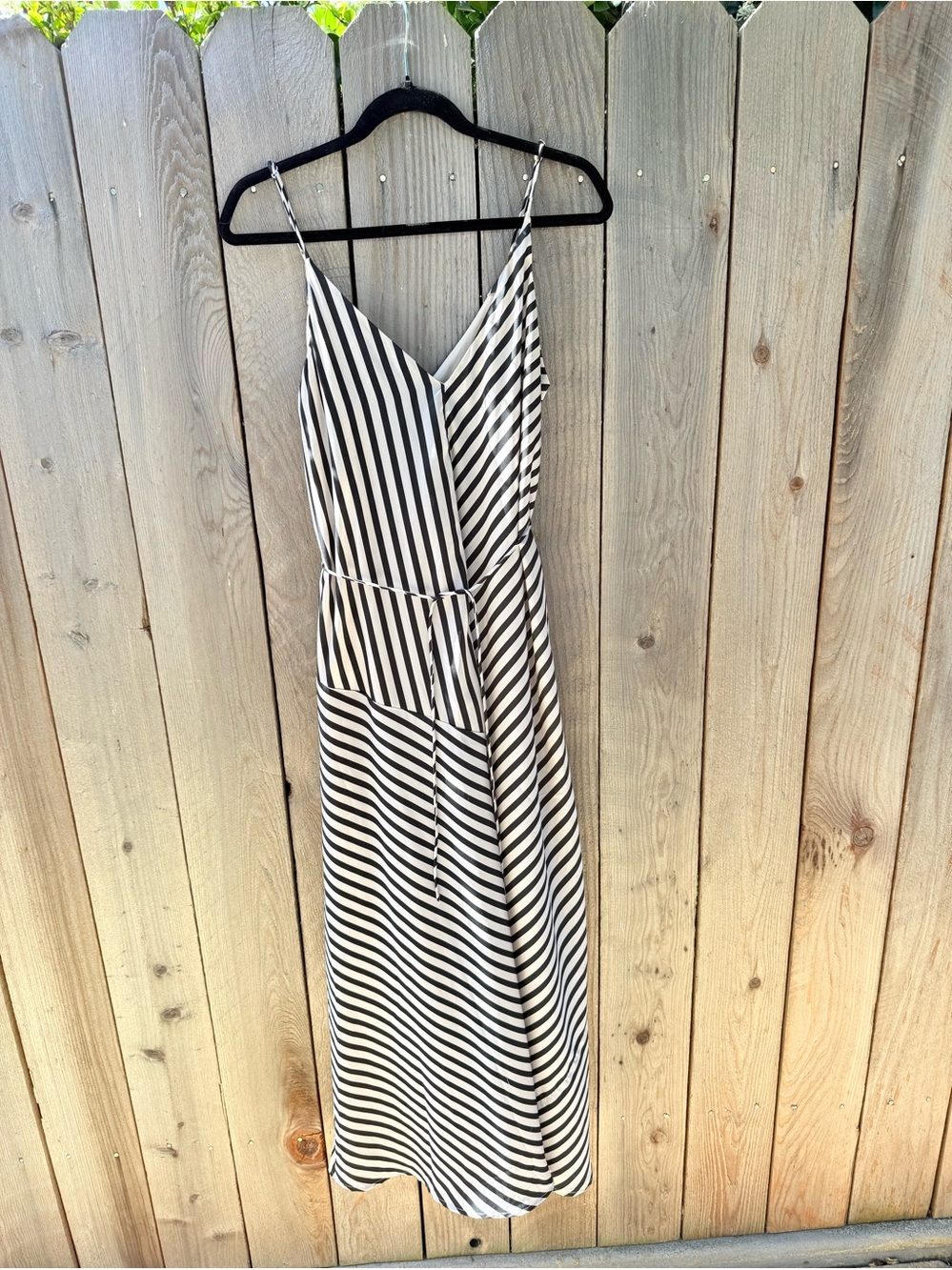 Banana Republic size medium maxi dress - Picture 2 of 5